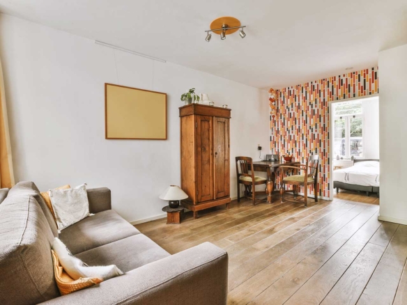 One-bedroom with parking