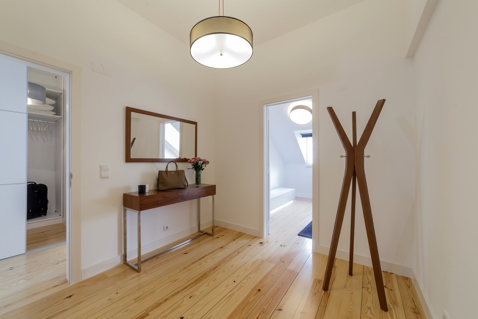 Central apartment with doorman